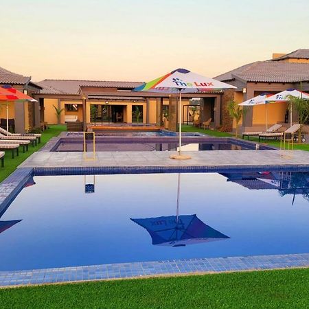 The Lux Hotel And Resorts لويس تريشارد المظهر الخارجي الصورة